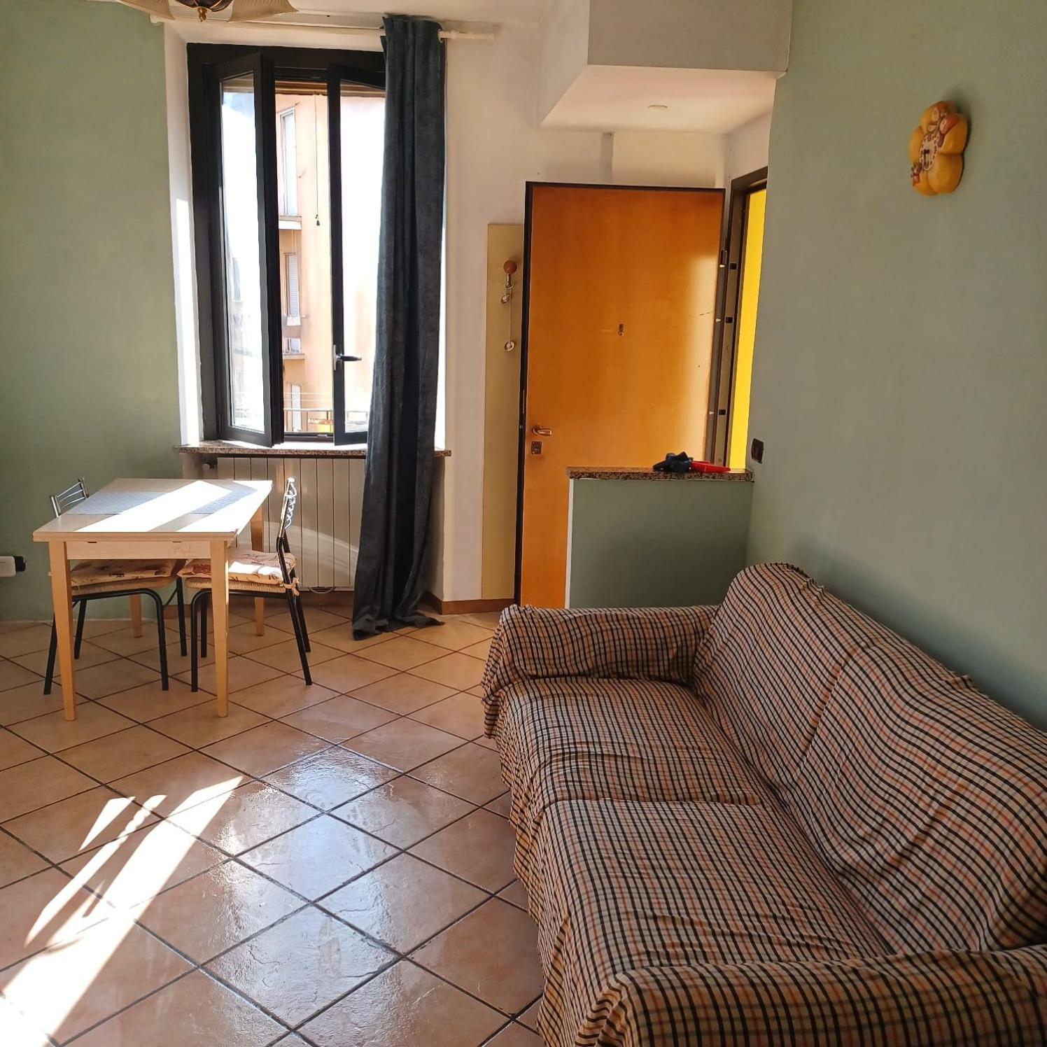 La Siesta Apartment Новара Екстериор снимка